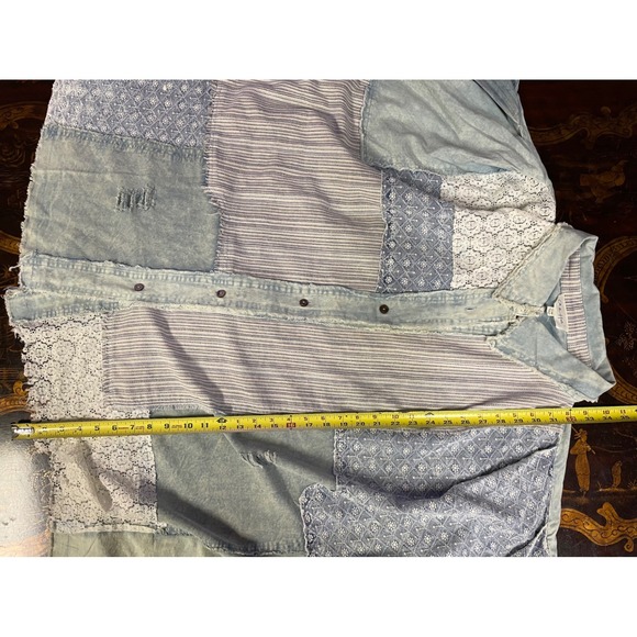 Oli & Hali Blue Patchwork Lace Oversized Button Down Shirt Boho Cottage Chic S/M - Picture 7 of 13